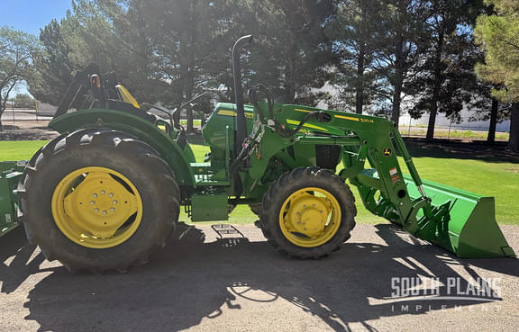Image of John Deere 5065E equipment image 1