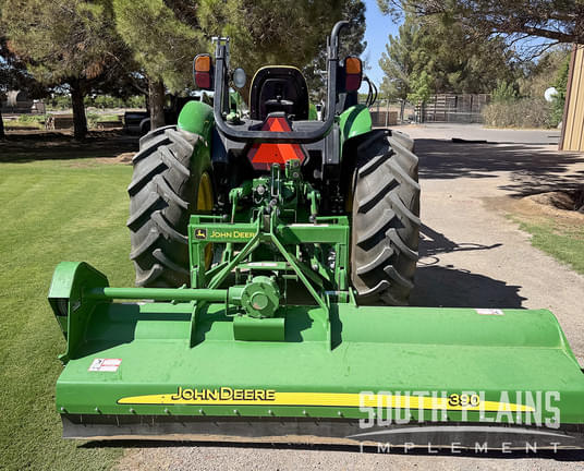 Image of John Deere 5065E equipment image 3