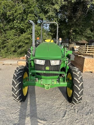 Image of John Deere 5065E equipment image 1
