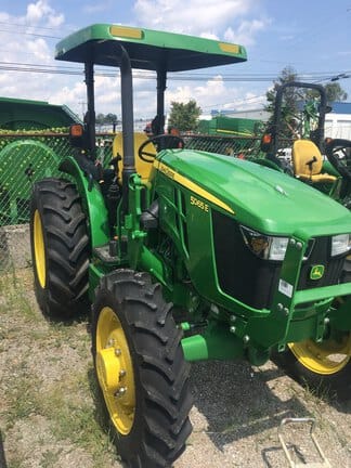 2018 John Deere 5065E Equipment Image0