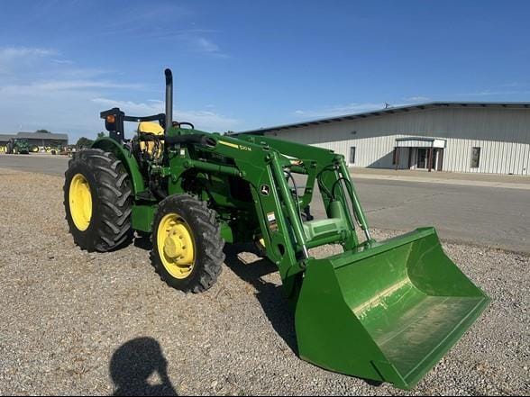 2018 John Deere 5065E Equipment Image0