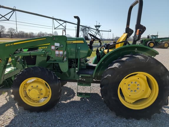 Image of John Deere 5065E equipment image 2