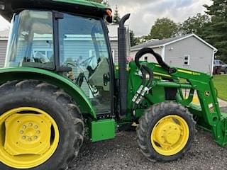 Image of John Deere 5065E equipment image 3