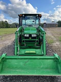 Image of John Deere 5065E equipment image 4