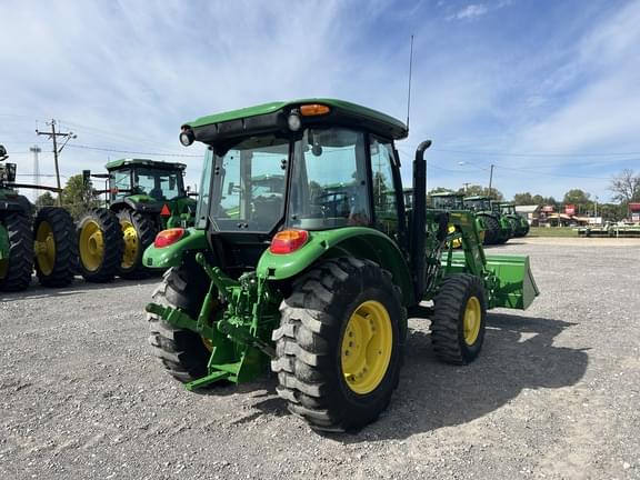 Image of John Deere 5065E equipment image 4