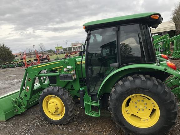 Image of John Deere 5065E equipment image 2