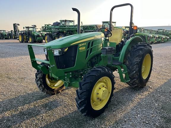 Image of John Deere 5065E Primary image