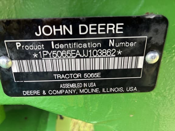 Image of John Deere 5065E equipment image 2