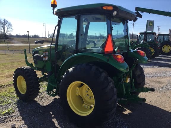 Image of John Deere 5065E equipment image 2