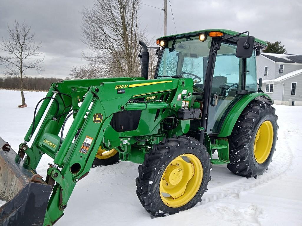 Image of John Deere 5065E Primary image