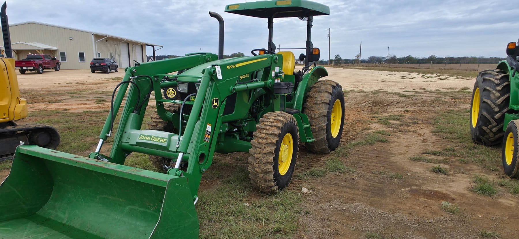 2018 John Deere 5065E Equipment Image0