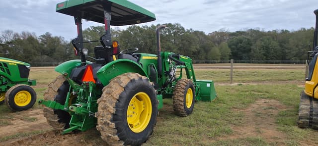Image of John Deere 5065E equipment image 2