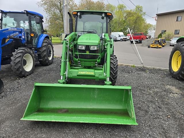 Image of John Deere 5065E equipment image 1