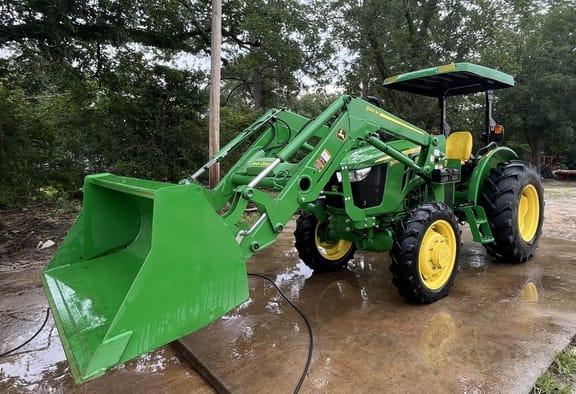 2018 John Deere 5075E Equipment Image0