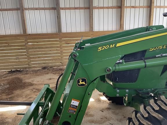 Image of John Deere 5075E equipment image 3