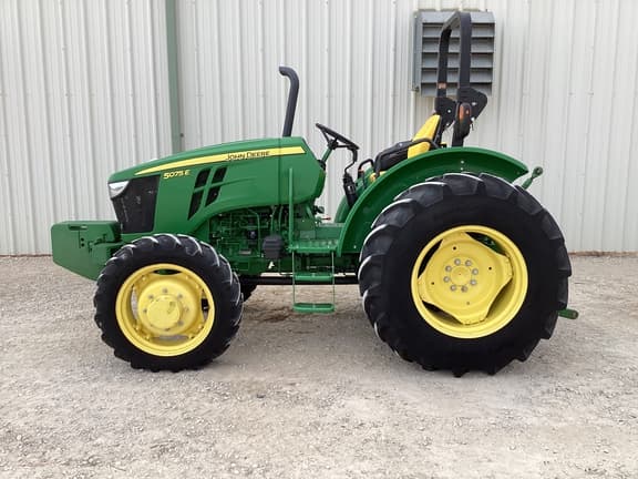 Image of John Deere 5075E Primary image