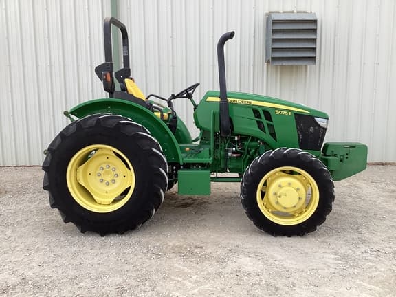 Image of John Deere 5075E equipment image 3