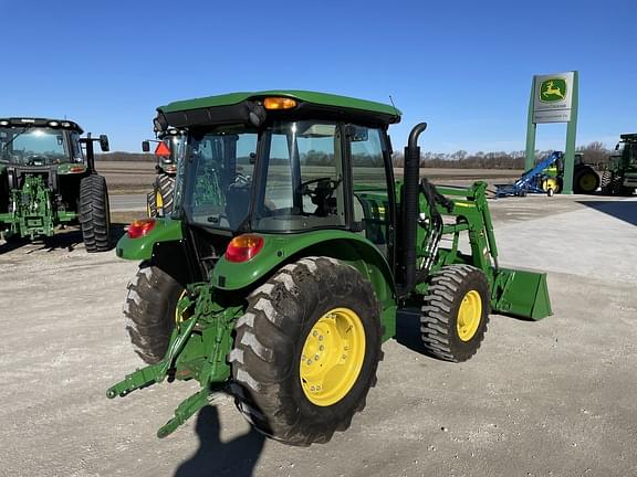 Image of John Deere 5075E equipment image 4