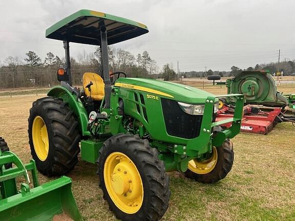 Image of John Deere 5075E Primary image