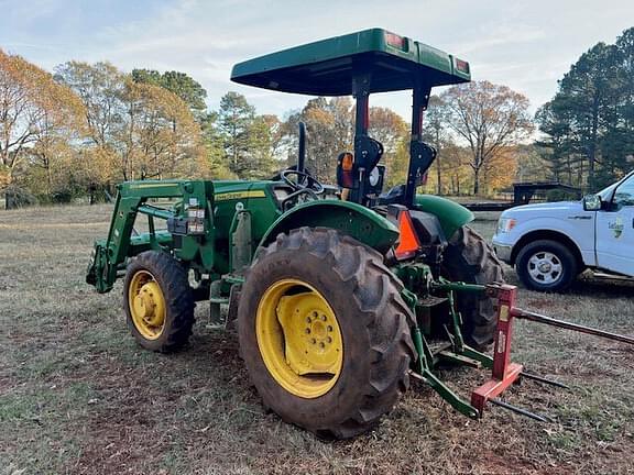 Image of John Deere 5075E equipment image 4