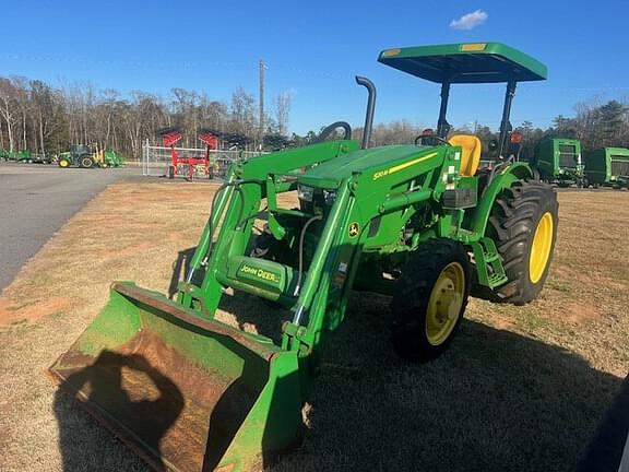 Image of John Deere 5075E equipment image 3