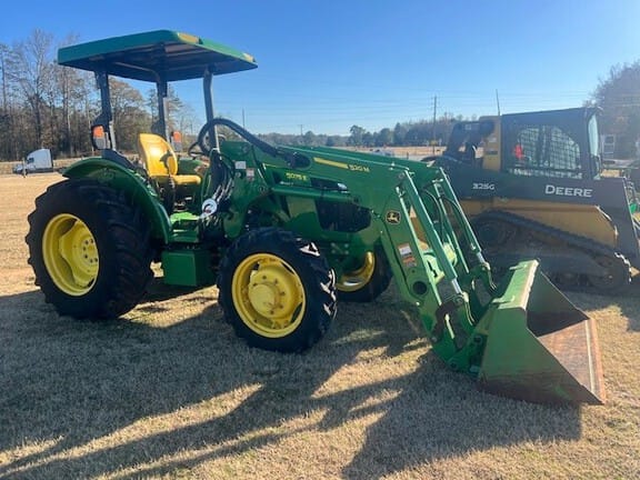 2018 John Deere 5075E Equipment Image0