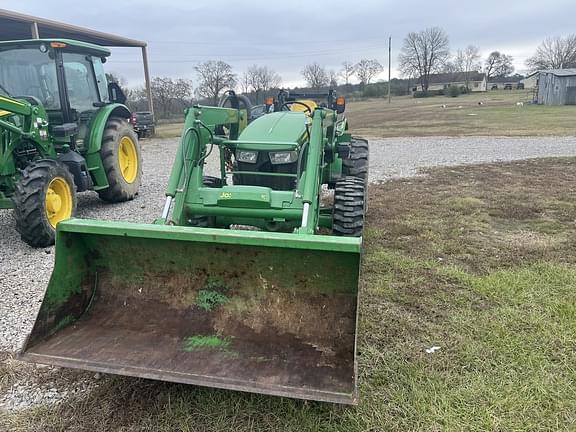 Image of John Deere 5075E equipment image 2