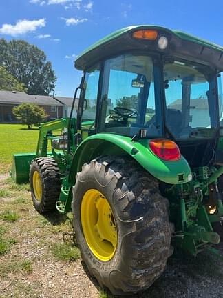 Main image John Deere 5075E 4