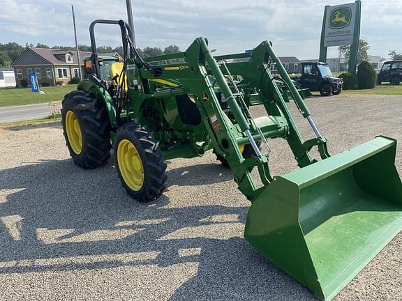 Image of John Deere 5075E equipment image 4