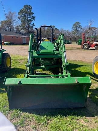 Image of John Deere 5075E equipment image 4