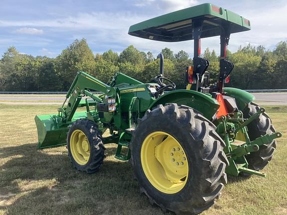 Image of John Deere 5075E equipment image 4