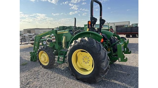 Image of John Deere 5075E equipment image 1