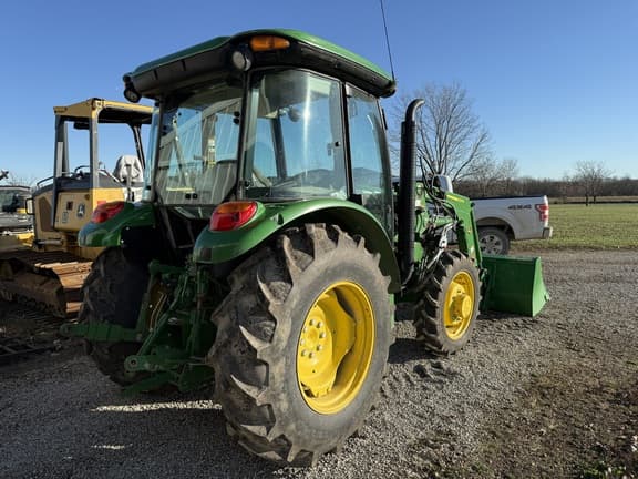 Image of John Deere 5075E equipment image 3