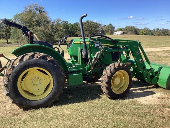 Image of John Deere 5075E equipment image 4