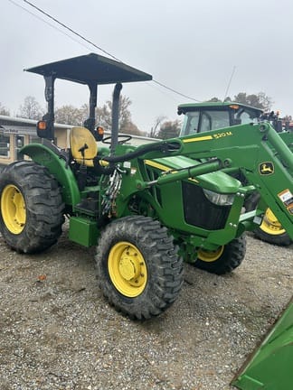 2018 John Deere 5075E Image
