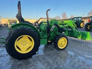 Image of John Deere 5075E equipment image 4