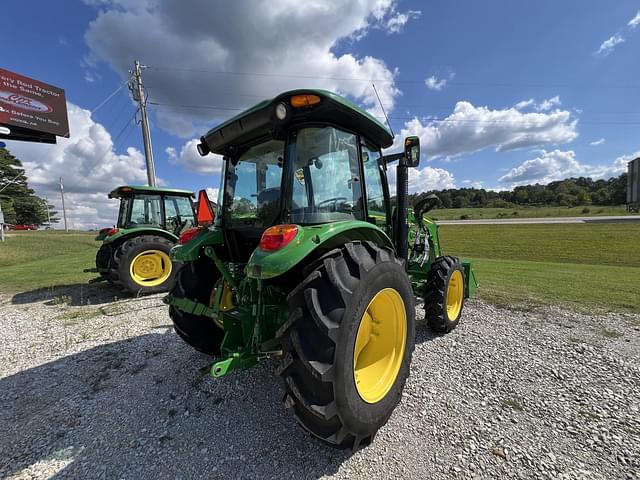 Image of John Deere 5075E equipment image 4