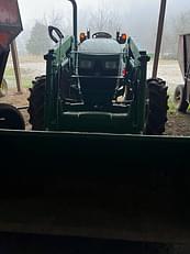 Main image John Deere 5075E 0