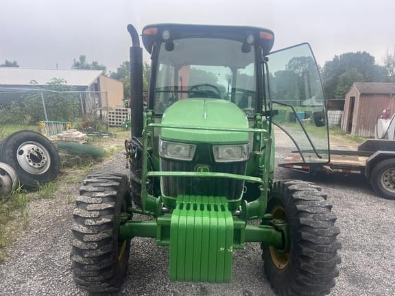 Image of John Deere 5075E equipment image 1