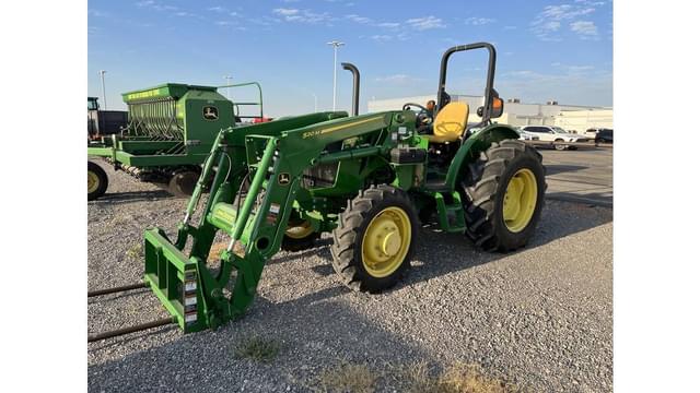 Image of John Deere 5075E equipment image 1