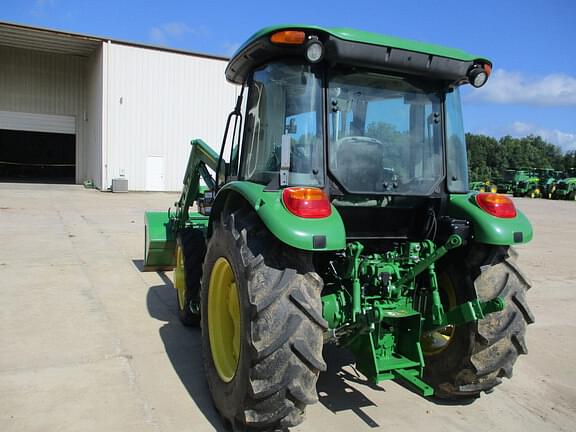 Image of John Deere 5075E equipment image 2