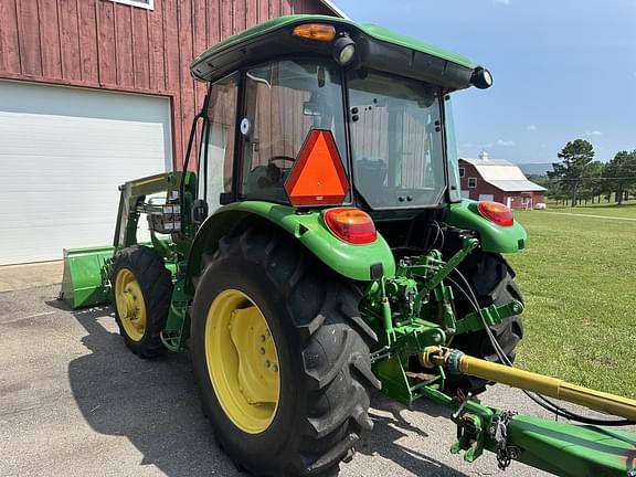 Image of John Deere 5075E equipment image 2