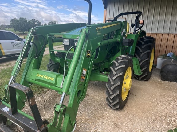 2018 John Deere 5075E Equipment Image0