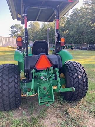 Image of John Deere 5075E equipment image 2