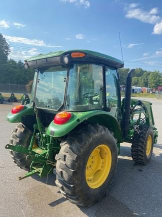 Image of John Deere 5075E equipment image 3