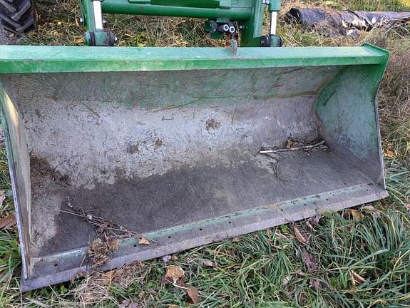 Image of John Deere 5075E equipment image 4