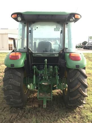 Image of John Deere 5075E equipment image 2