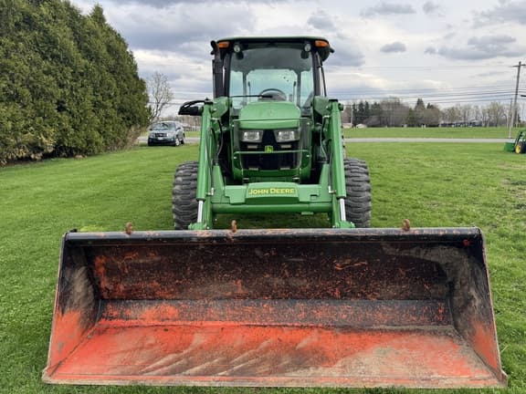 Image of John Deere 5075E equipment image 1