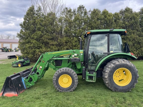 2018 John Deere 5075E Equipment Image0