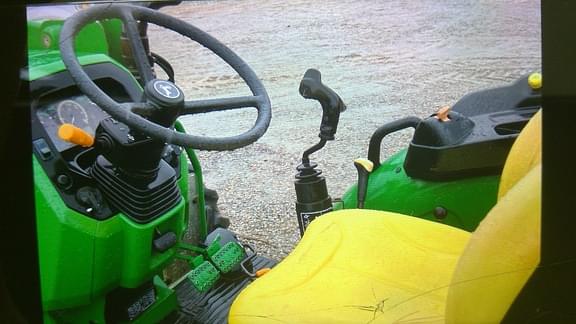 Image of John Deere 5075E equipment image 2